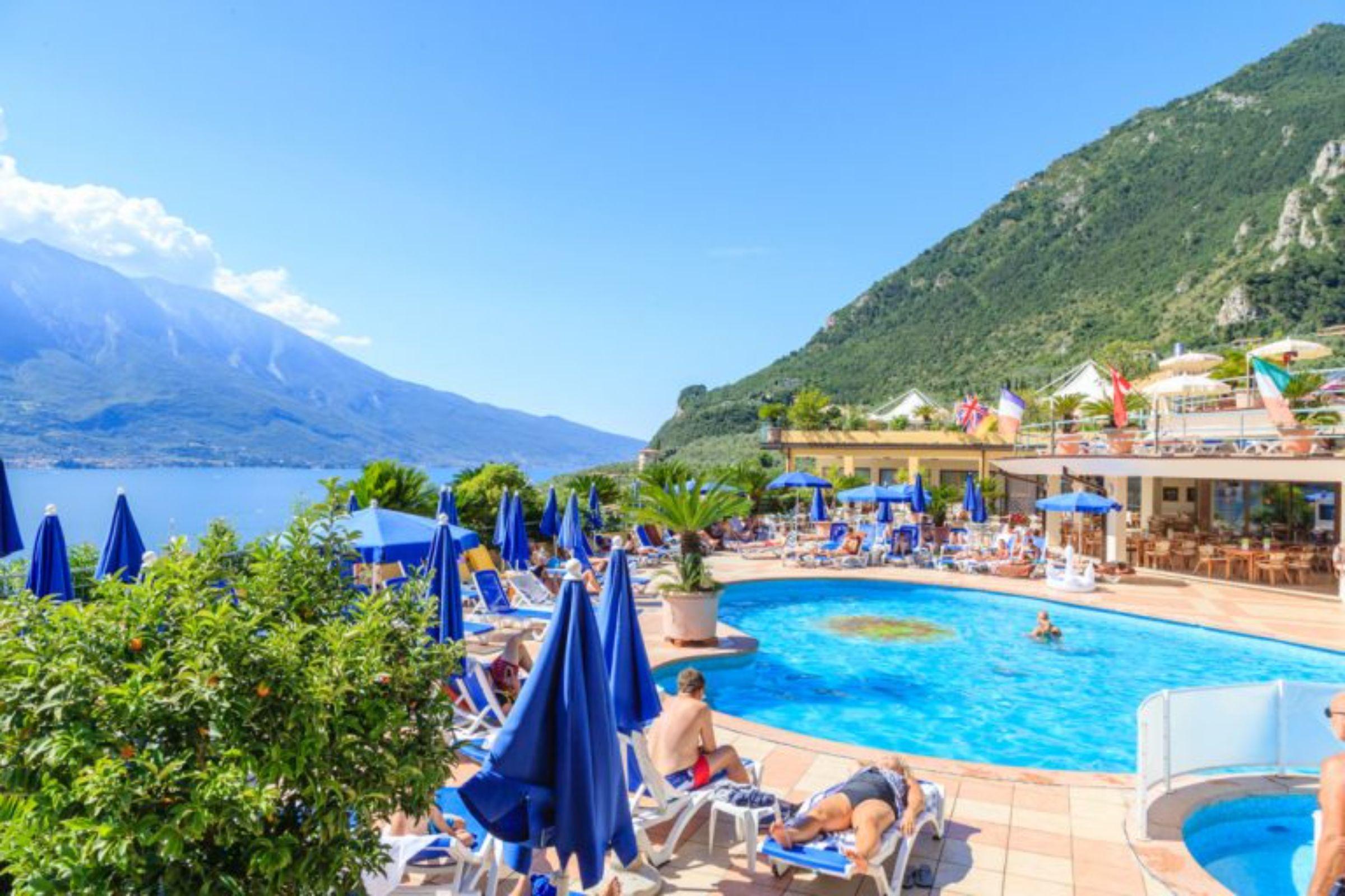 Hotel San Pietro Лимоне сул Гарда Екстериор снимка